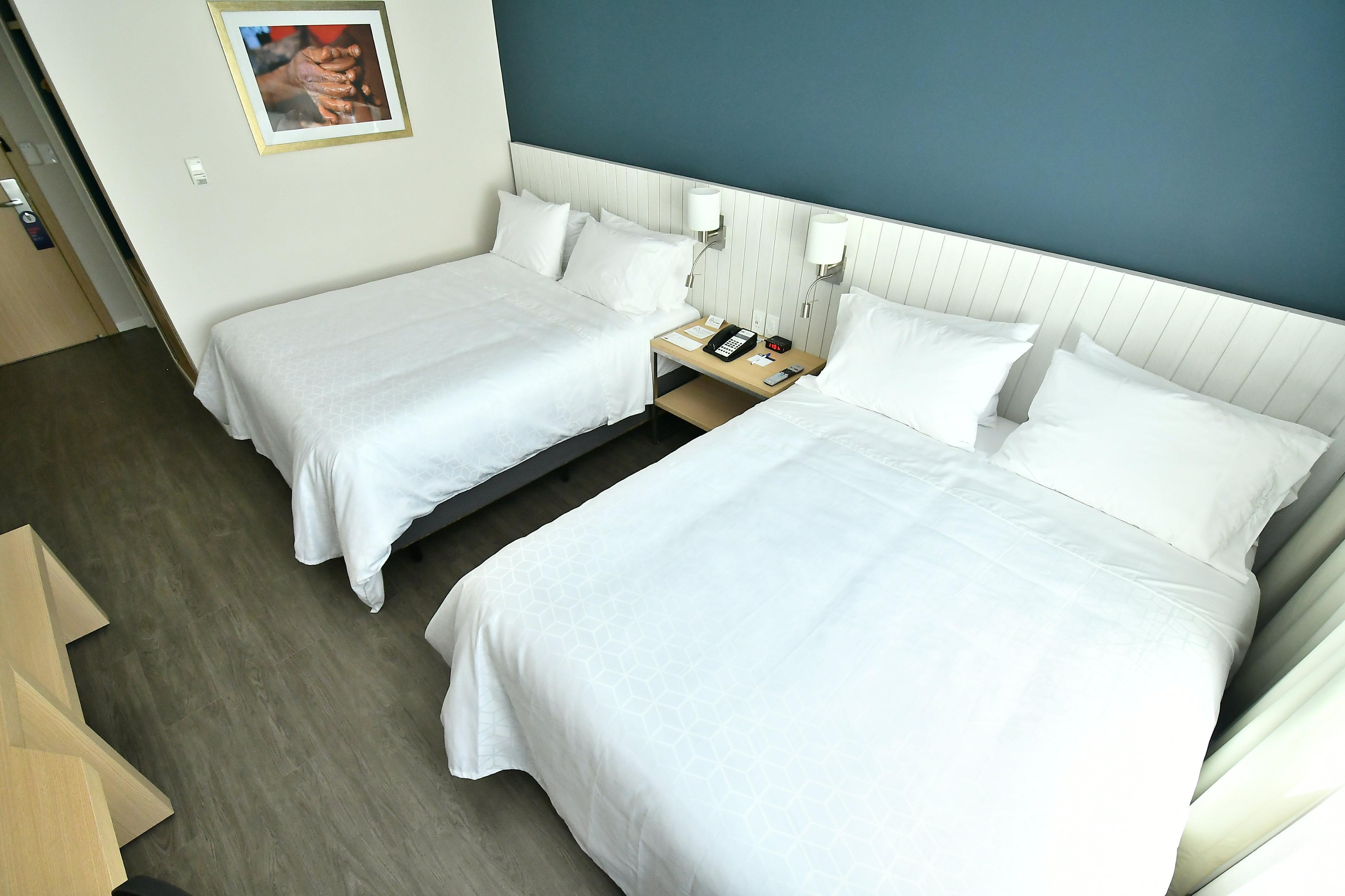 Holiday Inn Express Asuncion Aviadores By Ihg Exterior photo