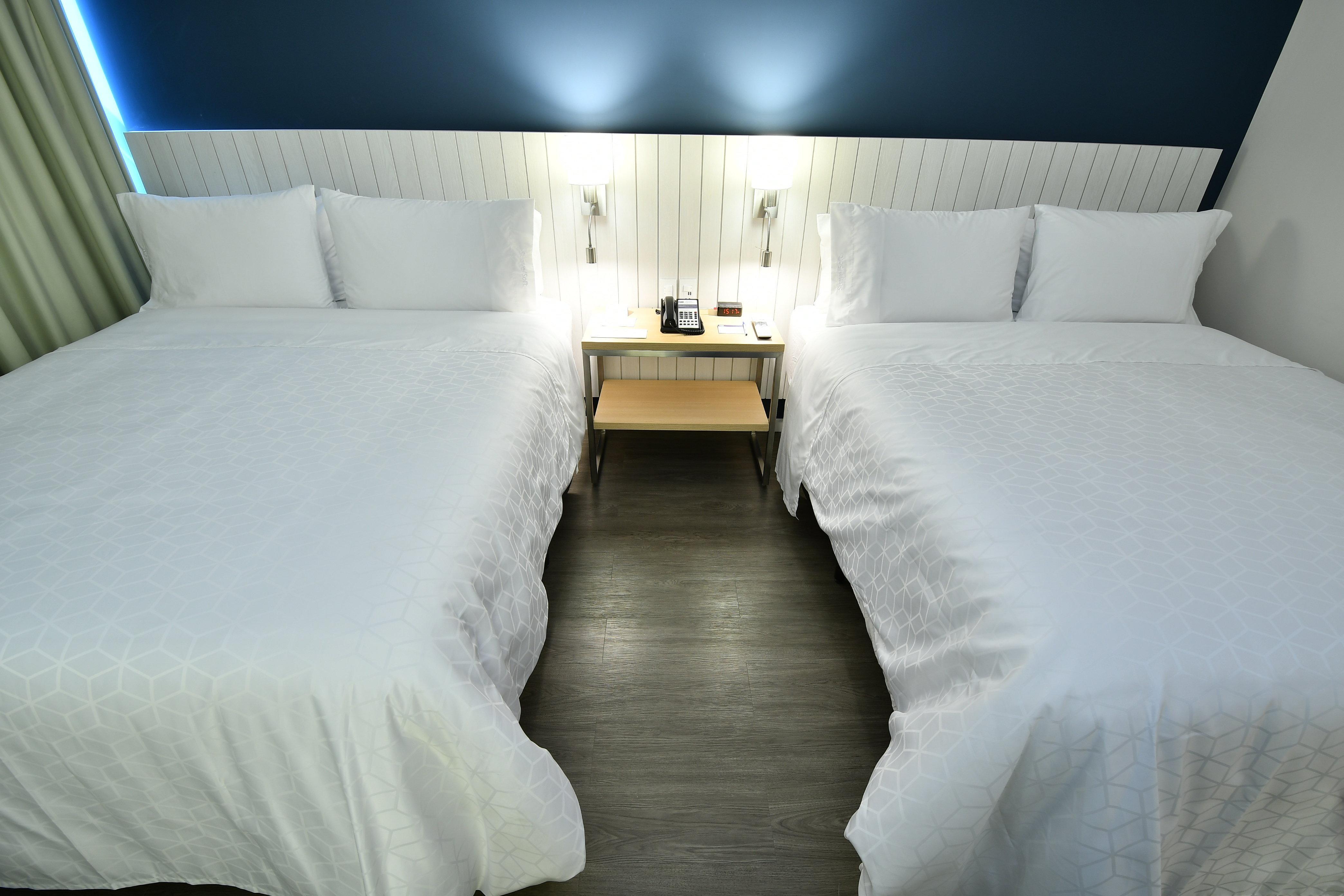 Holiday Inn Express Asuncion Aviadores By Ihg Exterior photo