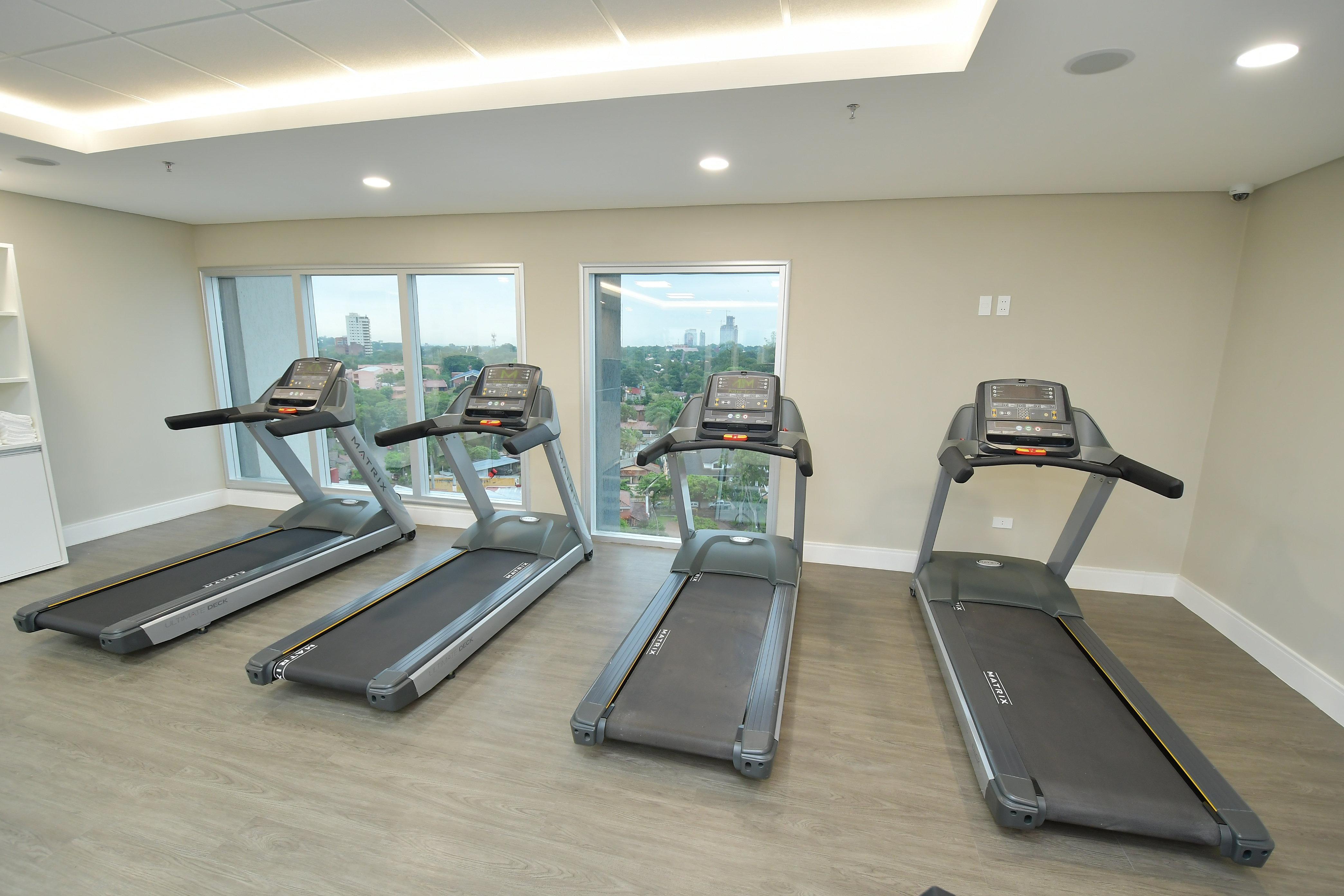 Holiday Inn Express Asuncion Aviadores By Ihg Exterior photo