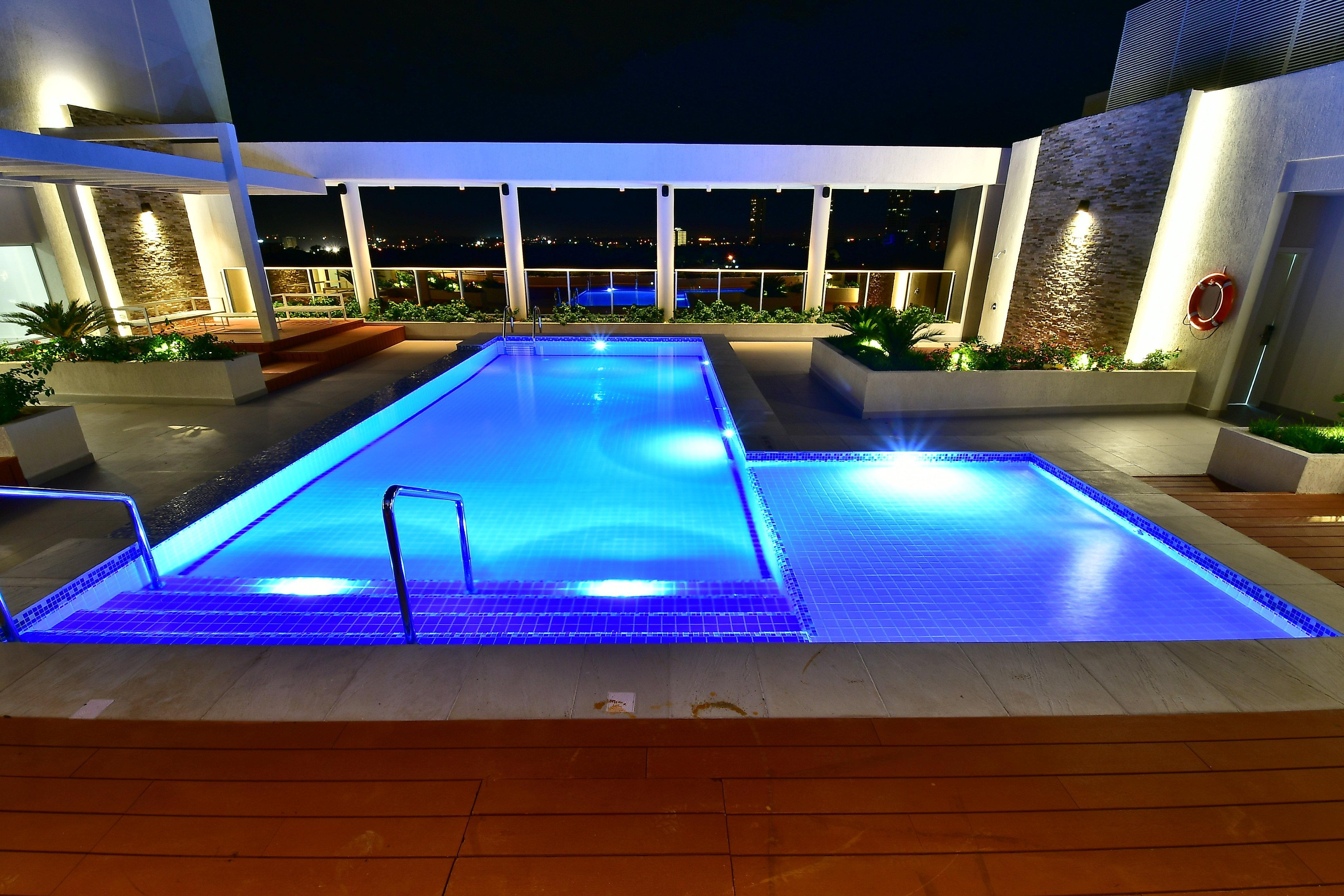 Holiday Inn Express Asuncion Aviadores By Ihg Exterior photo